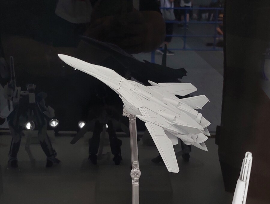 [반다이] HG 1/100 VF-25F 메사이어 알토기 추가 전시 이미지_1.jpg