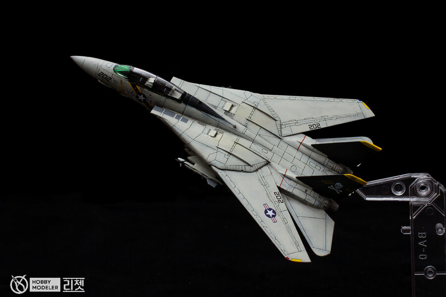 아카데미 1/144 미해군 F-14A VF-84 "졸리 로저스"_15.jpg
