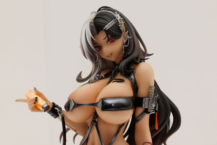 [APEX] 원페스 2025 여름 1/7 아주르 레인 & 니케 계열 전시 사진_2.jpg