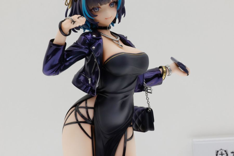 [APEX] 원페스 2025 여름 1/7 아주르 레인 & 니케 계열 전시 사진_26.jpg
