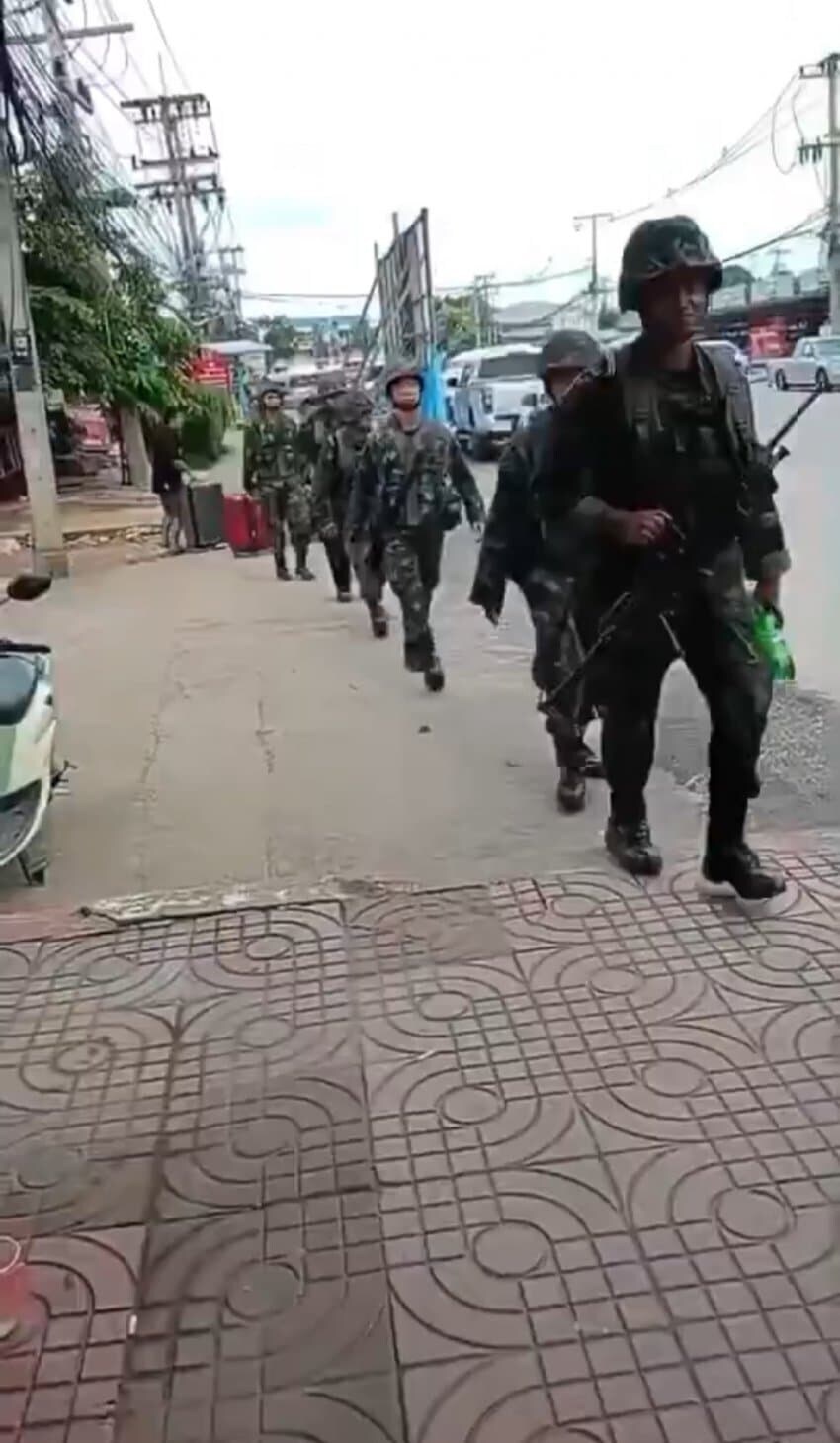 뭔가 미심쩍은 태국군 K3 사진_1.jpg