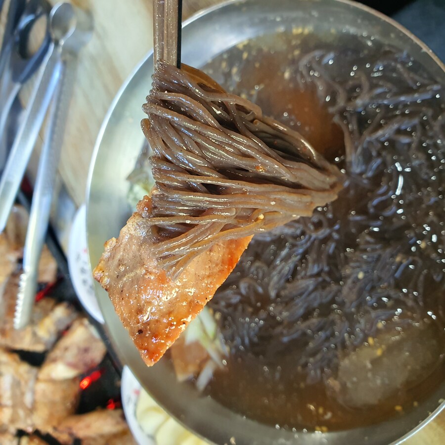 민생회복) 갈비를 씹고 뜯고 맛보고 즐기고_4.jpg