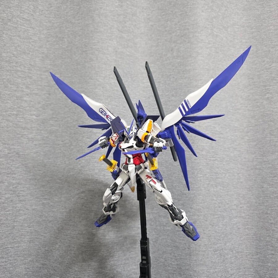 MG GBK-20 건담 어스트레이_14.jpg
