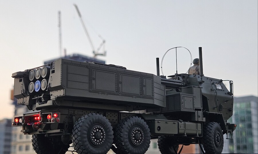 1/35 Foreart USMC M142 HIMARS 발사 (w. LED)_7.jpg