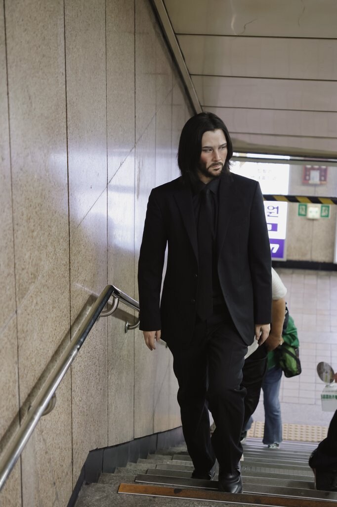 ㅂㄹㄹㄴ 시사회에서 존윅 코스프레_2.jpg