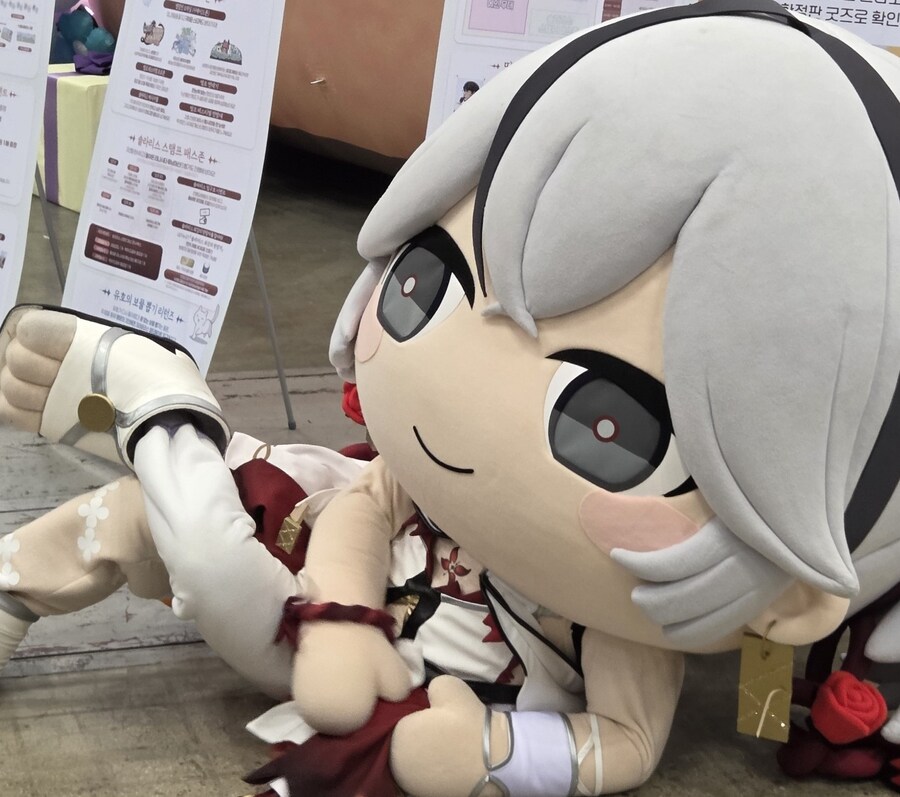 명조) 캐릭터 프로필에 숨겨진 설정 몇 가지.jpg_1.jpg