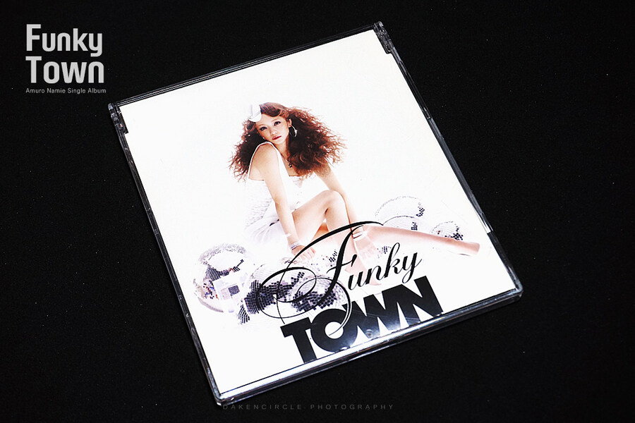 아무로 나미에_ 펑키타운(Funky Town)_2.jpg