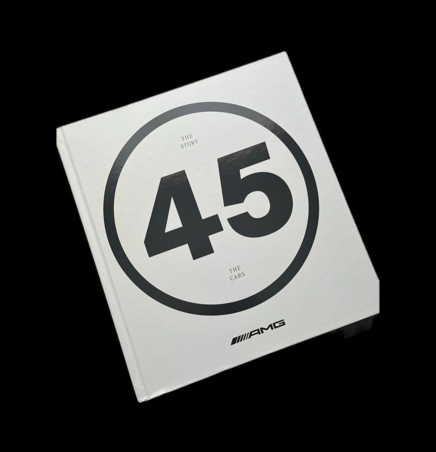 12년전에 구매한 벤츠 AMG 45주년 한정판 책 인증합니다_2.jpg