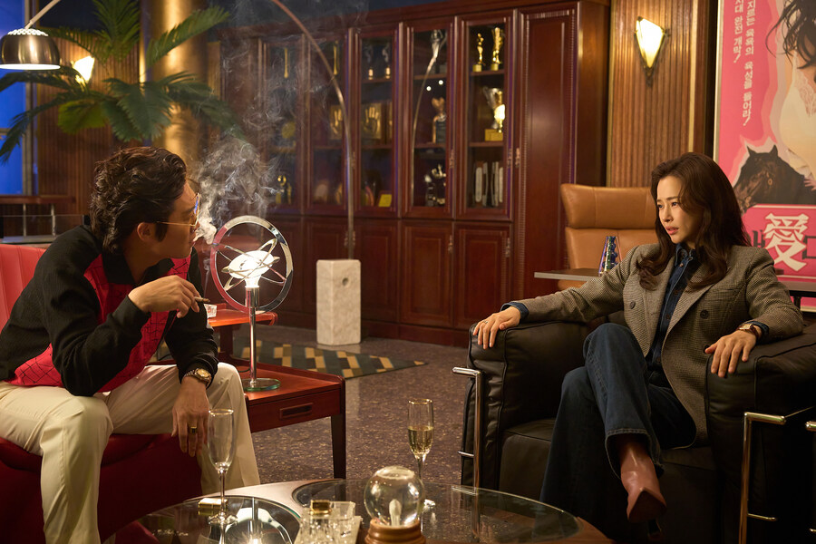 [넷플릭스] '애마' 신규 스틸 공개_11.jpg