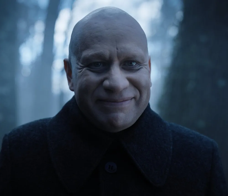 웬즈데이)페스터 아담스 담당 배우의 무서운 진실_1.webp