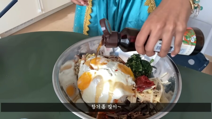자스민 공주가 비빔밥 2인분에 차돌된장찌개를 먹음_8.jpg