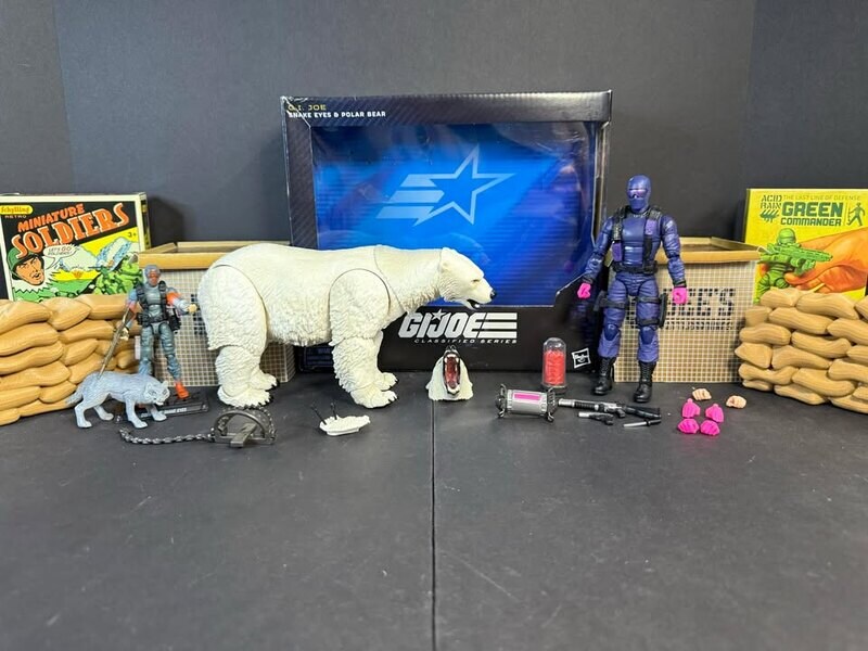 [해즈브로] 지.아이.조 스네이크 아이즈와 북극곰_13.jpg