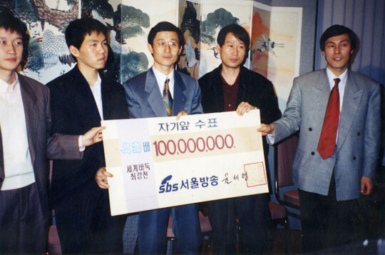 당대 한국 바둑의 최강자들이 한 팀 먹고 나온 대회의 결말_6.jpg