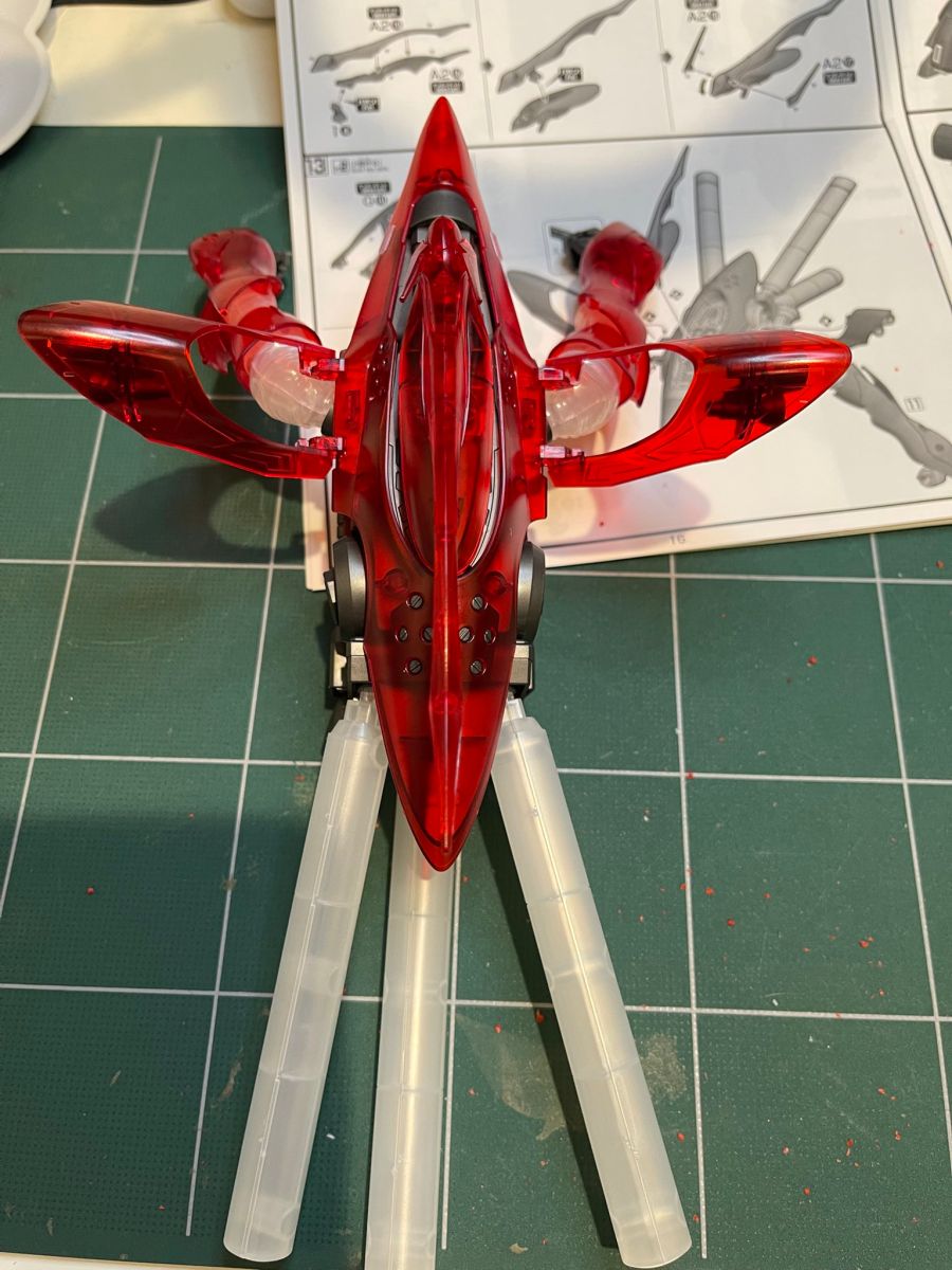 HGUC 1/144 나이팅게일 클리어 컬러 전시 & 가조립 사진_12.jpg