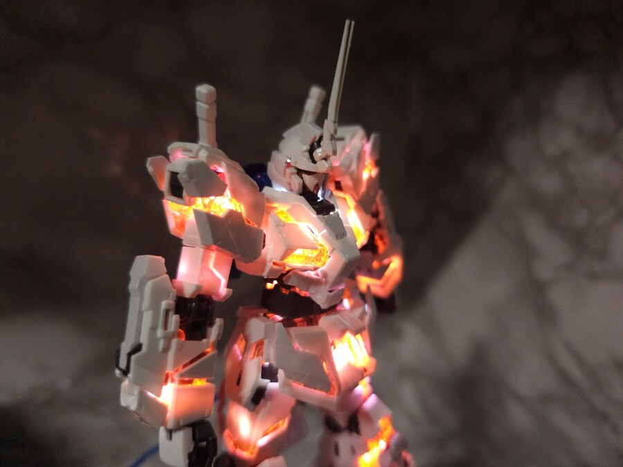 [RG] 유니콘 건담 LED 완성_11.jpg