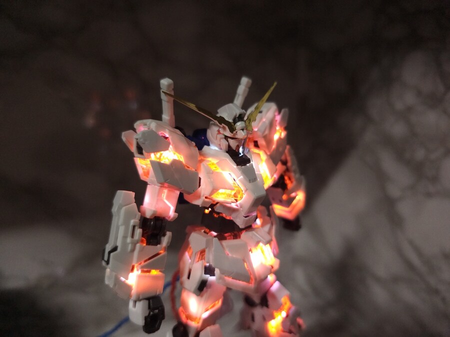 [RG] 유니콘 건담 LED 완성_12.jpg