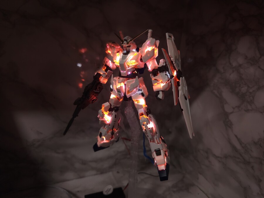 [RG] 유니콘 건담 LED 완성_15.jpg