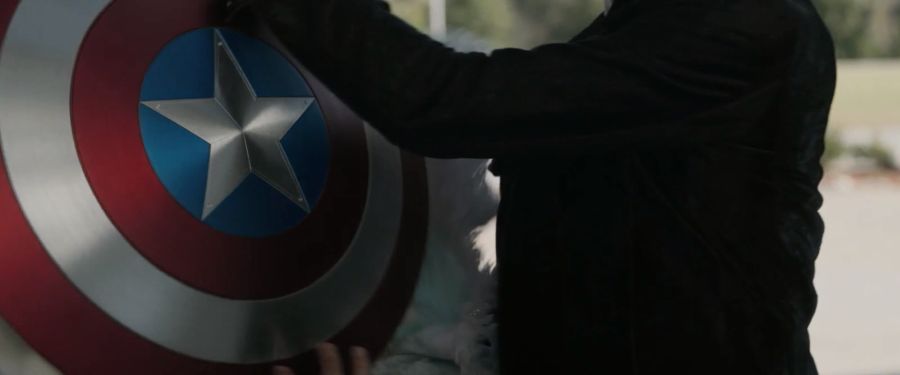 [MCU]어벤져스 재결함과 동시에 화해의 상징이 된 방패_7.jpg