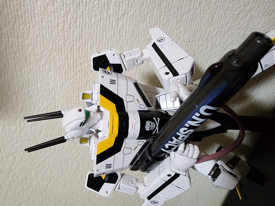 마크로스 vf-1 발키리와 하야세 미사_5.jpg
