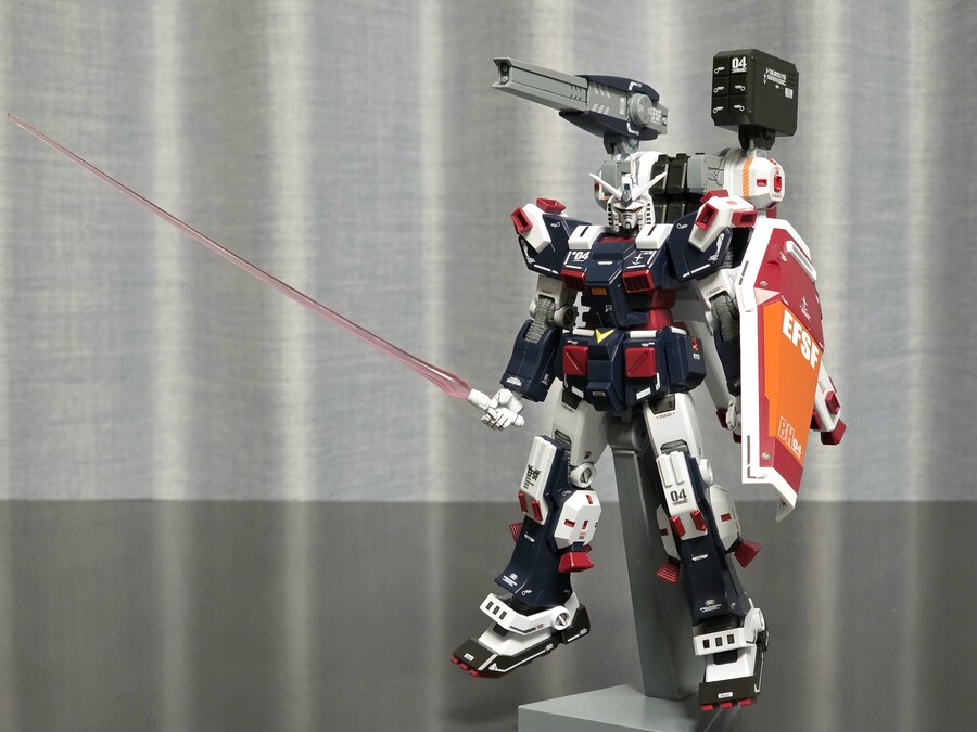 [HG] 풀아머 건담_건담 썬더볼트_9.jpg