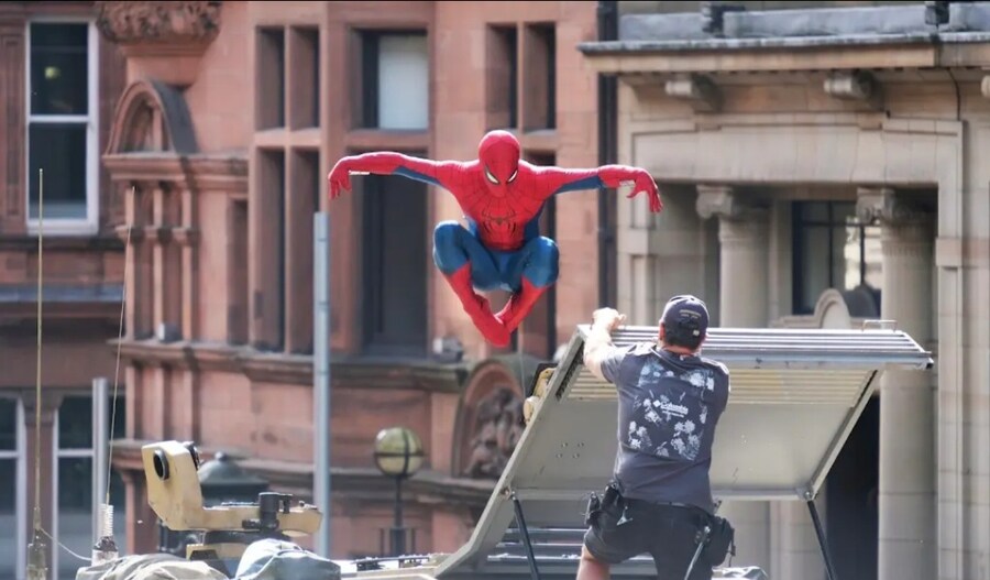 MCU) 스파이더맨 그 포즈 등장_1.jpg