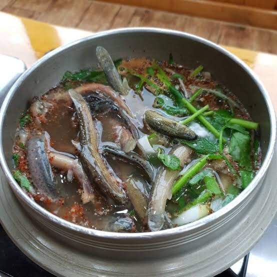 루리야! 이 짤 움직이게 해줘!_1.jpg