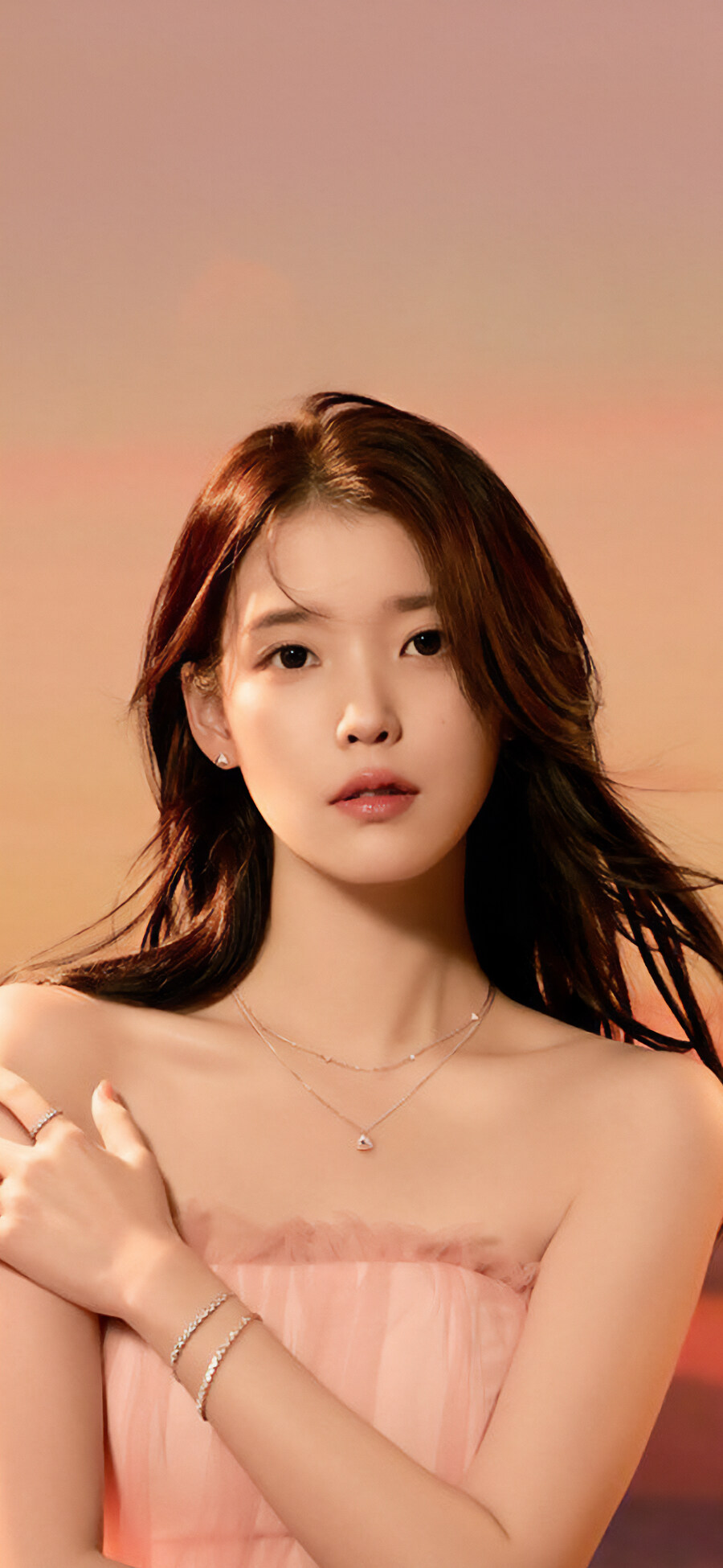 제이에스티나 MOSAIQUE with IU 모바일용 배경화면_1.jpg