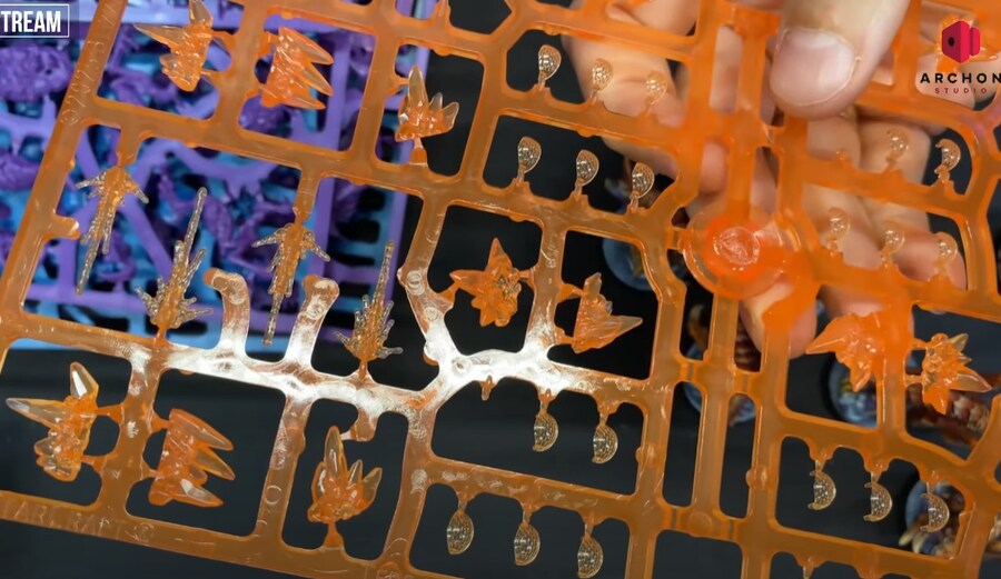 스타크래프트) 보드게임 미니어처 실물 공개됨_10.png