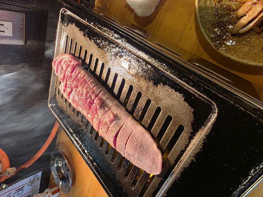 마츠야마 돼지부속 전문 야키니쿠집_2.jpg