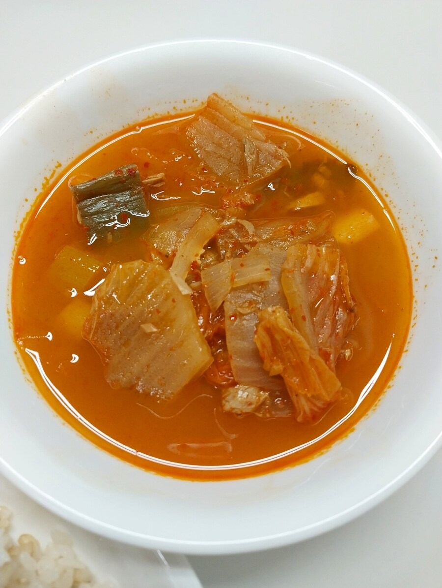 집밥-참치김치찌개 백반_5.jpg