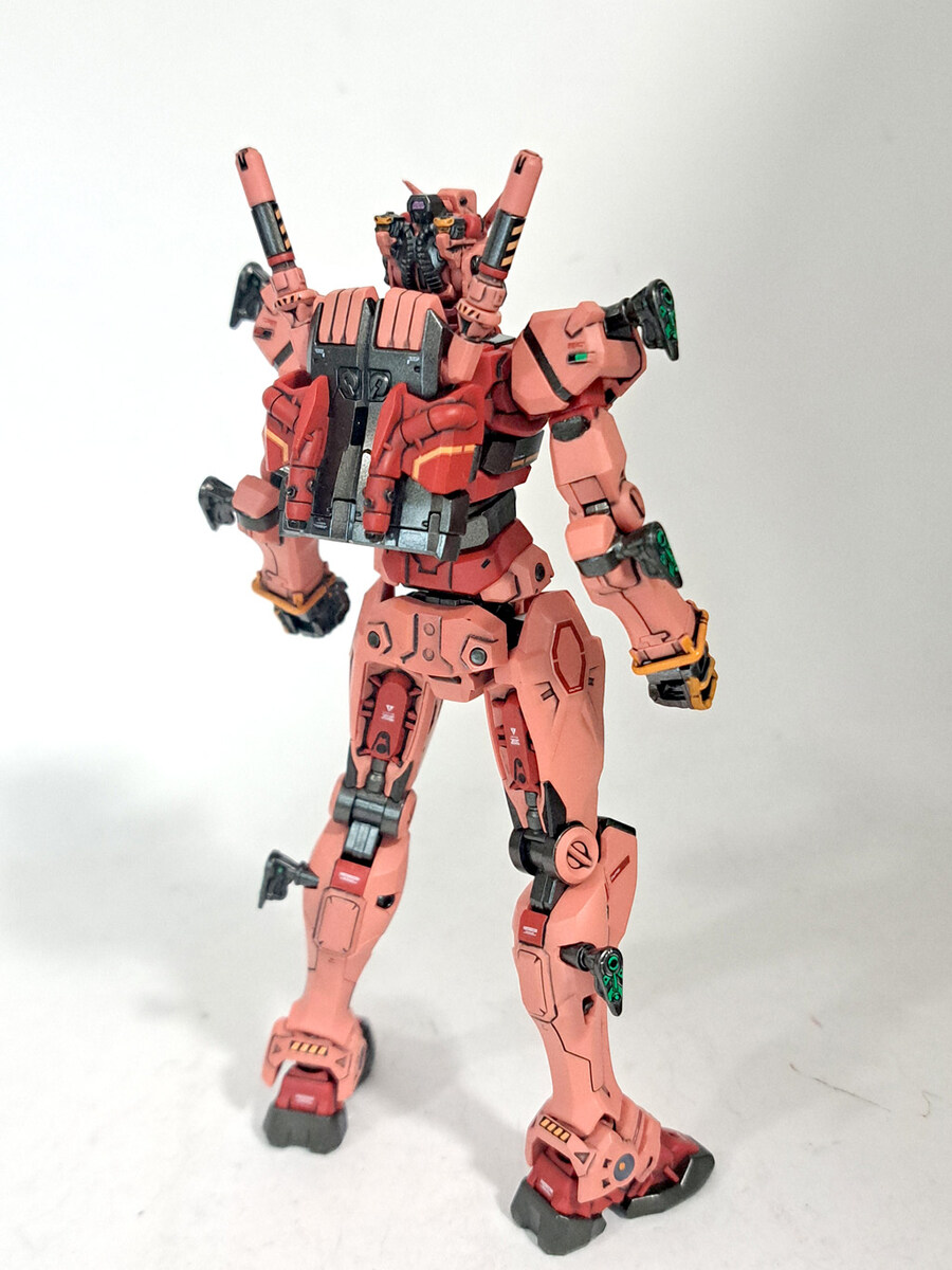 HG 붉은 건담_2.jpg
