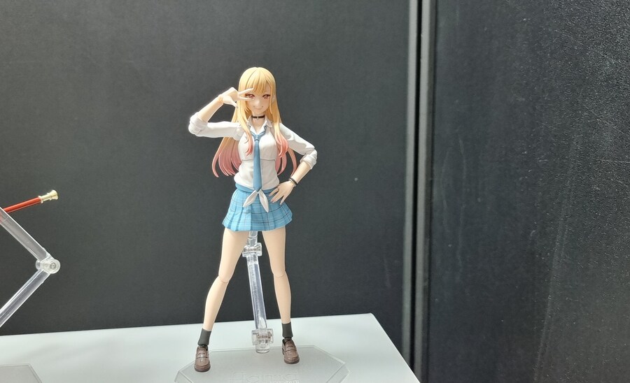 [맥스팩토리] figma 그 비스크 돌은 사랑을 한다. 키타가와 마린 전시 이미지_3.jpg