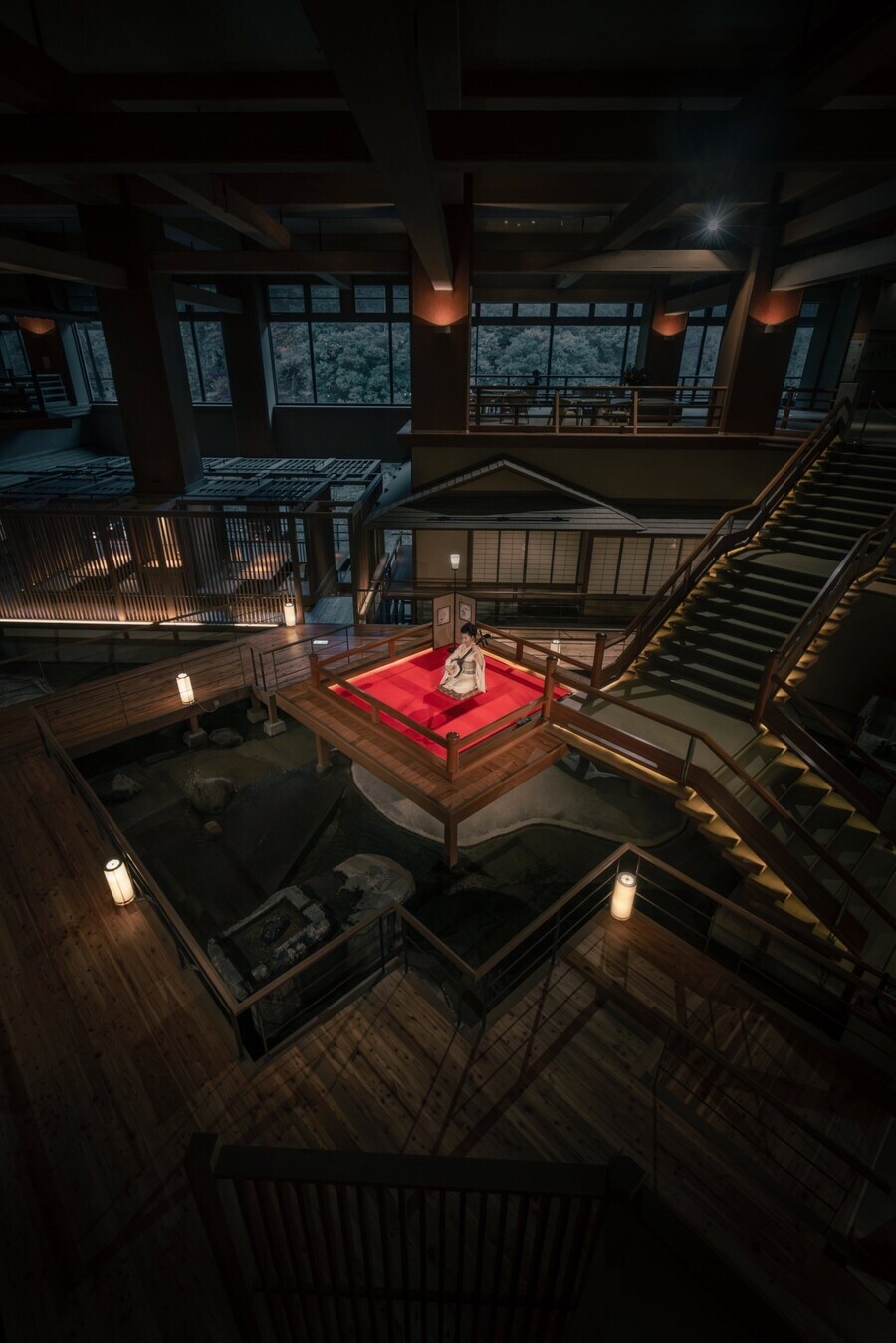 일본, 무한성처럼 보이는 어떤 온천의 내부🏯♨️