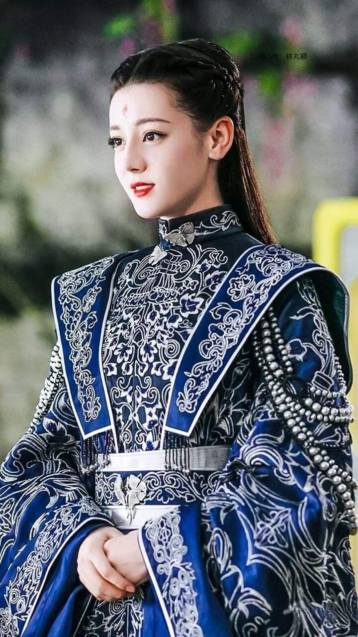 사극 무슨 배경인지는 몰라도 비싸보인다_2.jpg