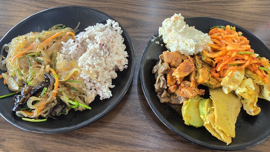 메뉴만 50가지가 넘는다는 한식뷔페 끝판왕_2.jpg