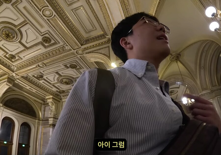 오페라에 청바지에 후드티를 입고가는건 예의 없는걸까?_17.png