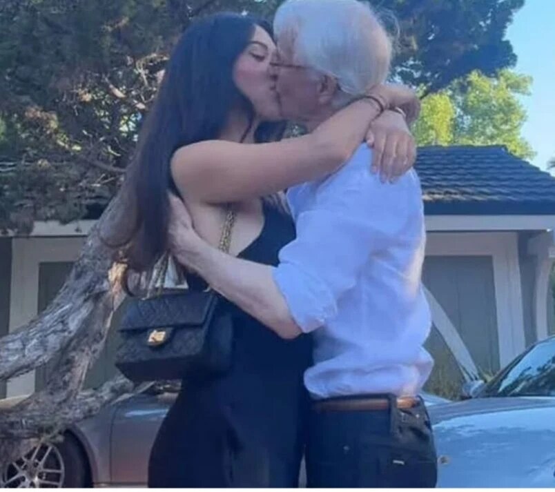 51살 나이 극복한 사랑.jpg_2.png