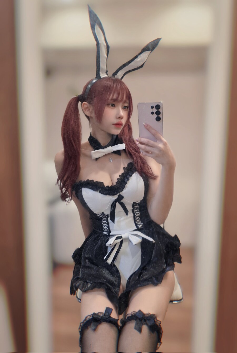 야근 후 퇴근길의 바니걸.jpg_4.jpg