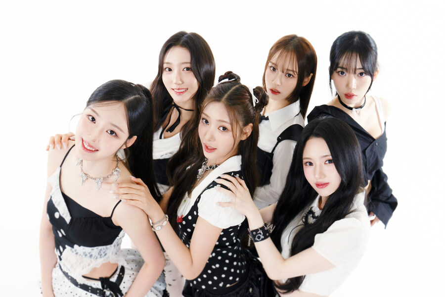 iii(아이아이아이), AI 세계에서 현실로 넘어온다_1.jpg