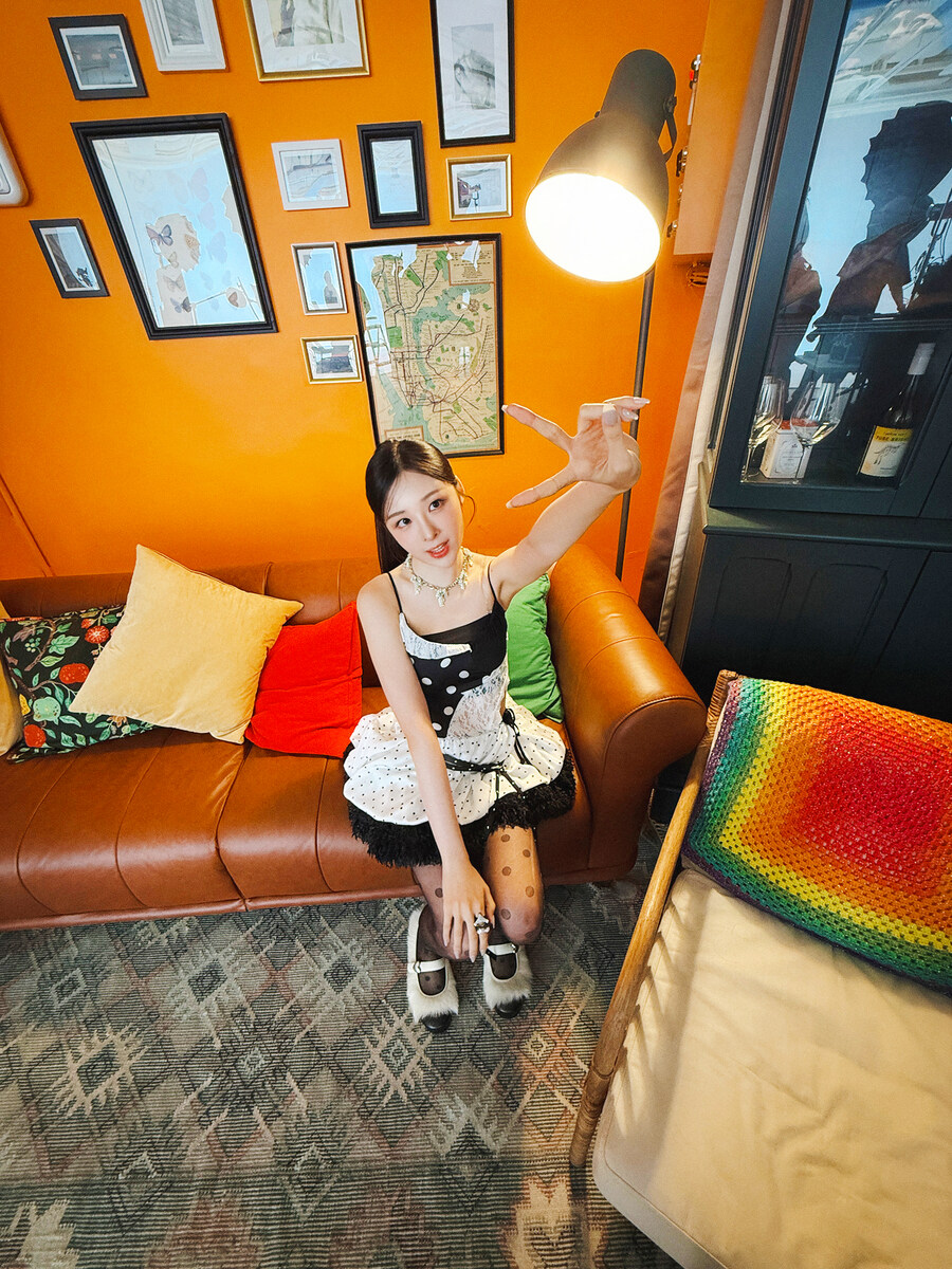 iii(아이아이아이), AI 세계에서 현실로 넘어온다_2.jpg