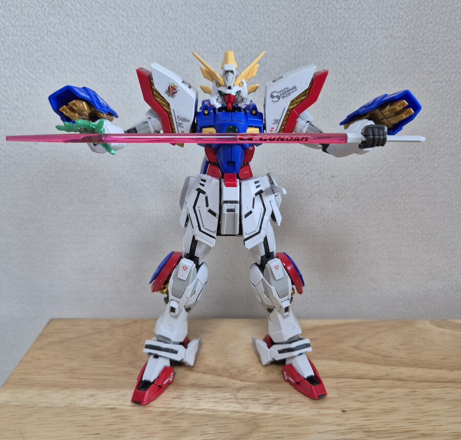 Rg 아발란체 엑시아, 샤이닝 건담_6.jpg
