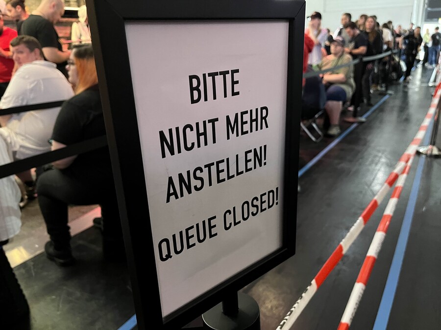 게임스컴 캡콤 레퀴엠 부스_3.jpg