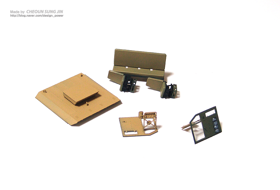 M1070 Truck Tractor & M1000 HETS 프라모델_5.jpg