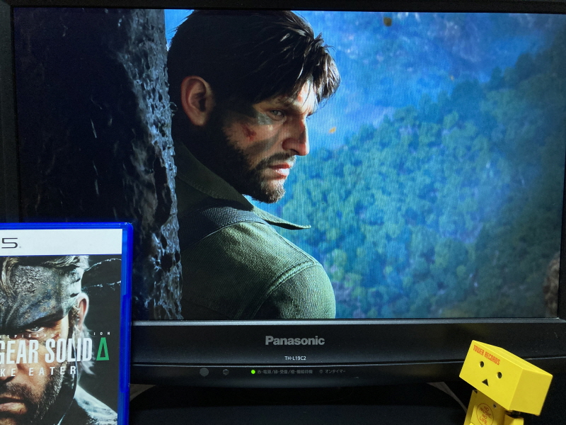 메탈기어 솔리드 Δ(델타) : 스네이크 이터 (일본판)_37.jpg