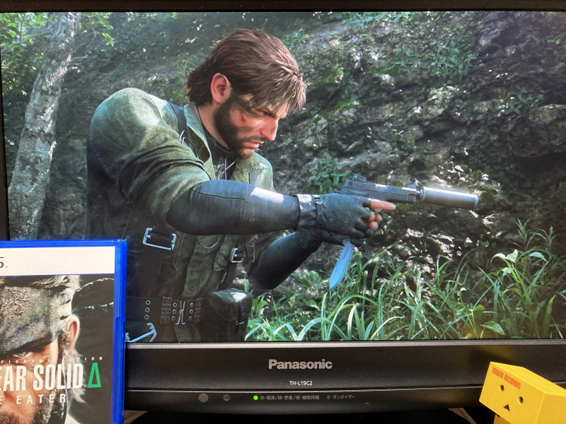 메탈기어 솔리드 Δ(델타) : 스네이크 이터 (일본판)_47.jpg