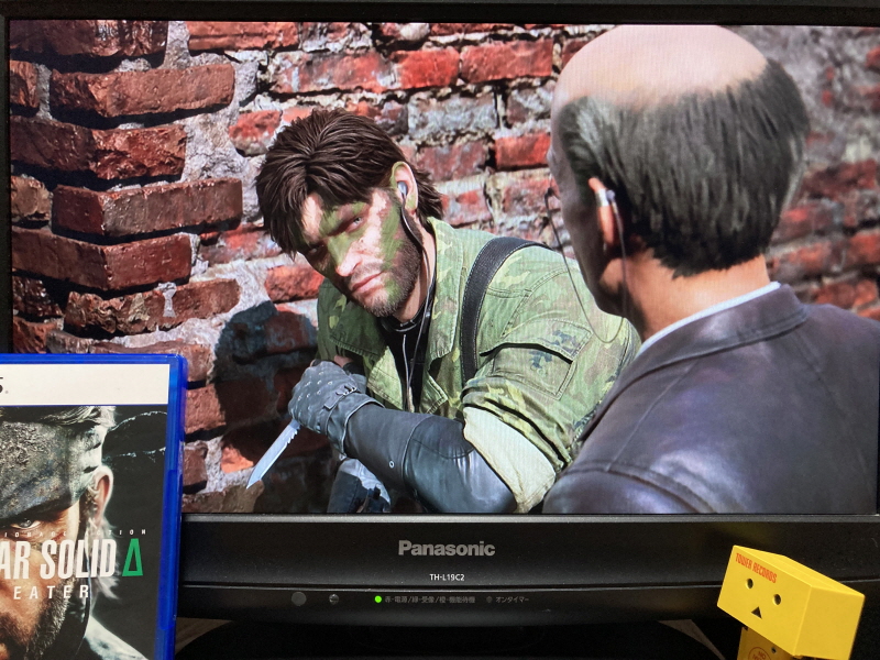 메탈기어 솔리드 Δ(델타) : 스네이크 이터 (일본판)_68.jpg