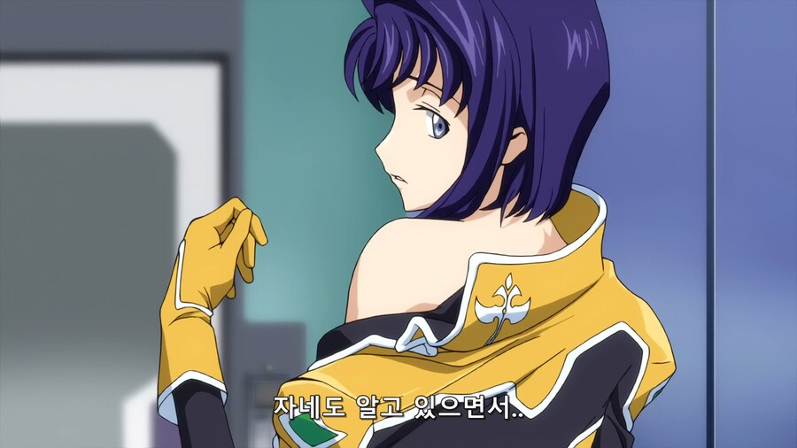 코드기어스)초반에 스자쿠랑 커플링 생길줄 알았던 누님_1.jpg