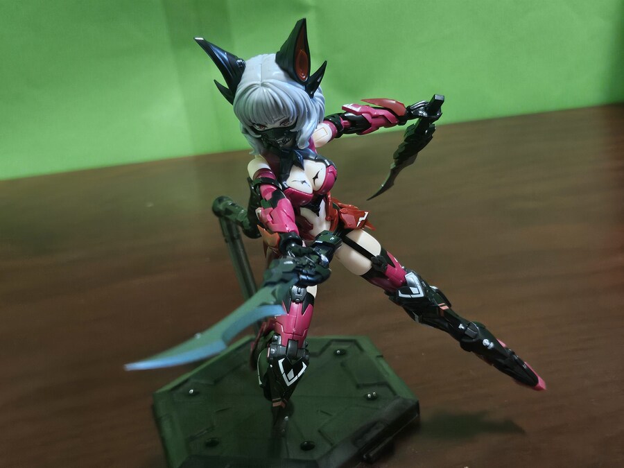 이스턴 모형 (A.T.K GIRLS) 어택걸 시리즈 엔드리스 나이트 카밀라 (1)_350.jpg