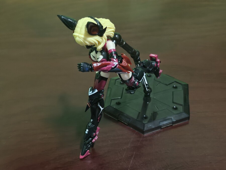 이스턴 모형 (A.T.K GIRLS) 어택걸 시리즈 엔드리스 나이트 카밀라 (2)_285.jpg