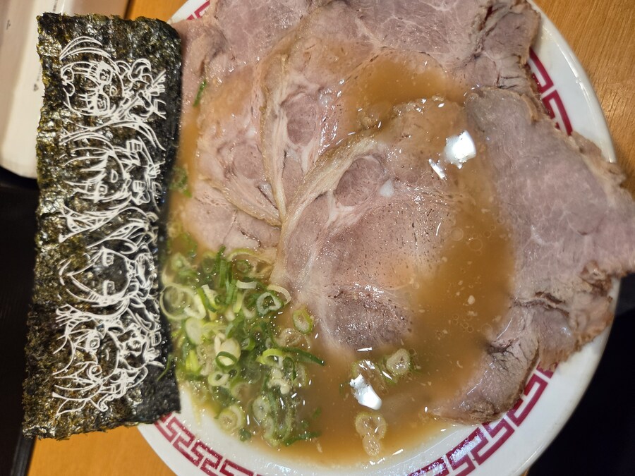 블루아카) 블루아카 때문에 후쿠오카 가는 놈이 어딨음(스압)_18.jpg